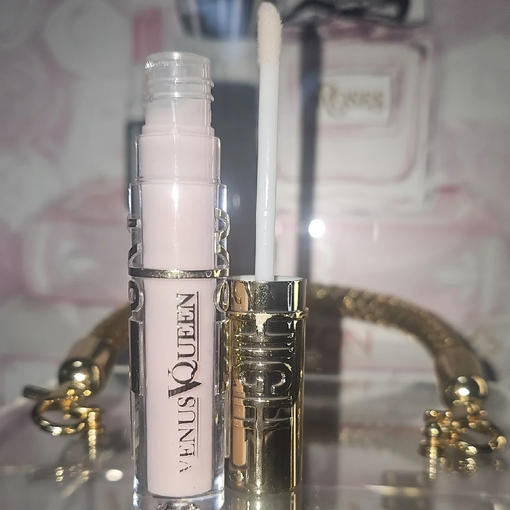 ⚡️Venus‎ Queen Very Sheer Pink Lip Gloss NEW